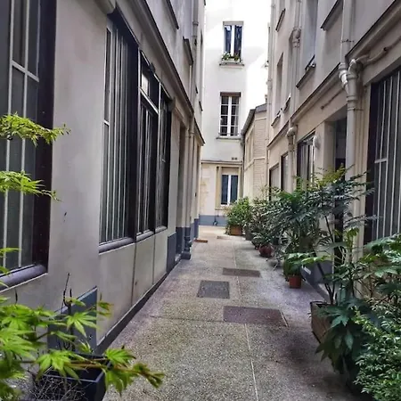 Apartment Bel Parisien, Typique Du Marais